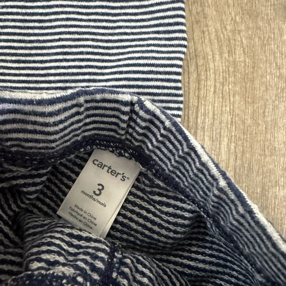 Carter’s 0-3 Month Baby Boy matching outfit set